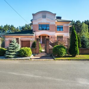 What Are Some Outdoor Space Ideas?