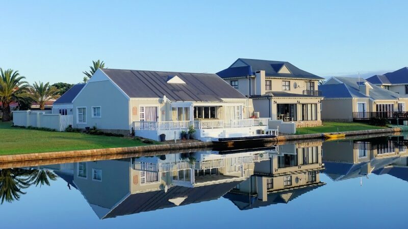 Outdoor Living Spaces: Enhancing Your Home with Beautiful Exteriors