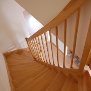 From Boring to Beautiful: Innovative Ideas for Staircase Remodeling