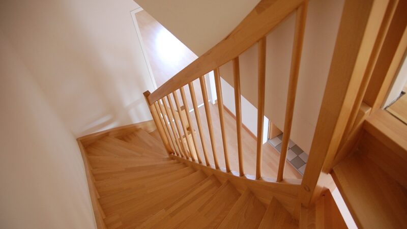 From Boring to Beautiful: Innovative Ideas for Staircase Remodeling